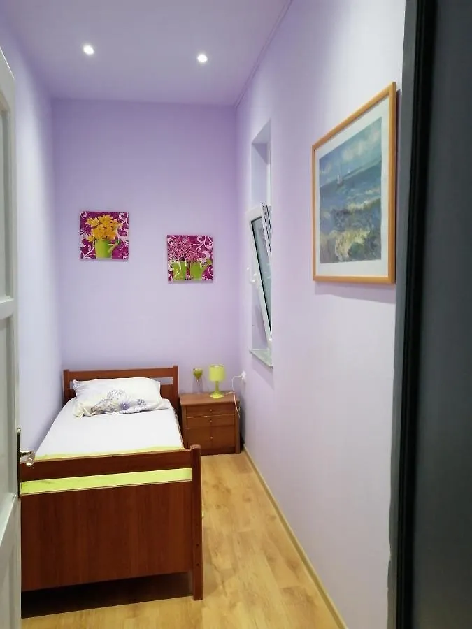 Apartman Antonija Pula 0*,