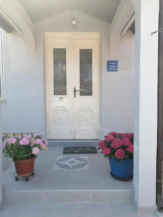 Apartman Antonija Pula 0*,